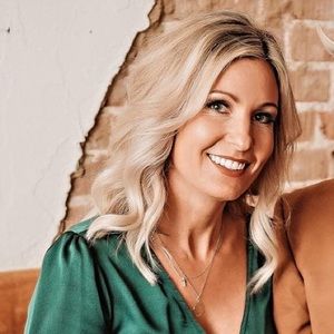 Meet your Posher, Brianne